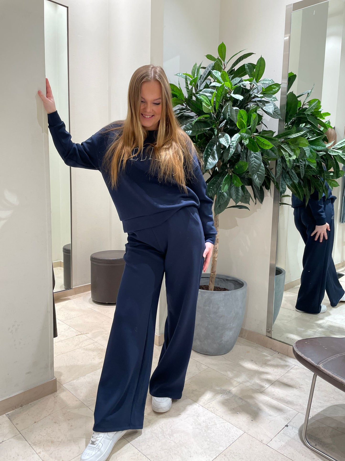 VISIFFI Trousers - Navy Blazer