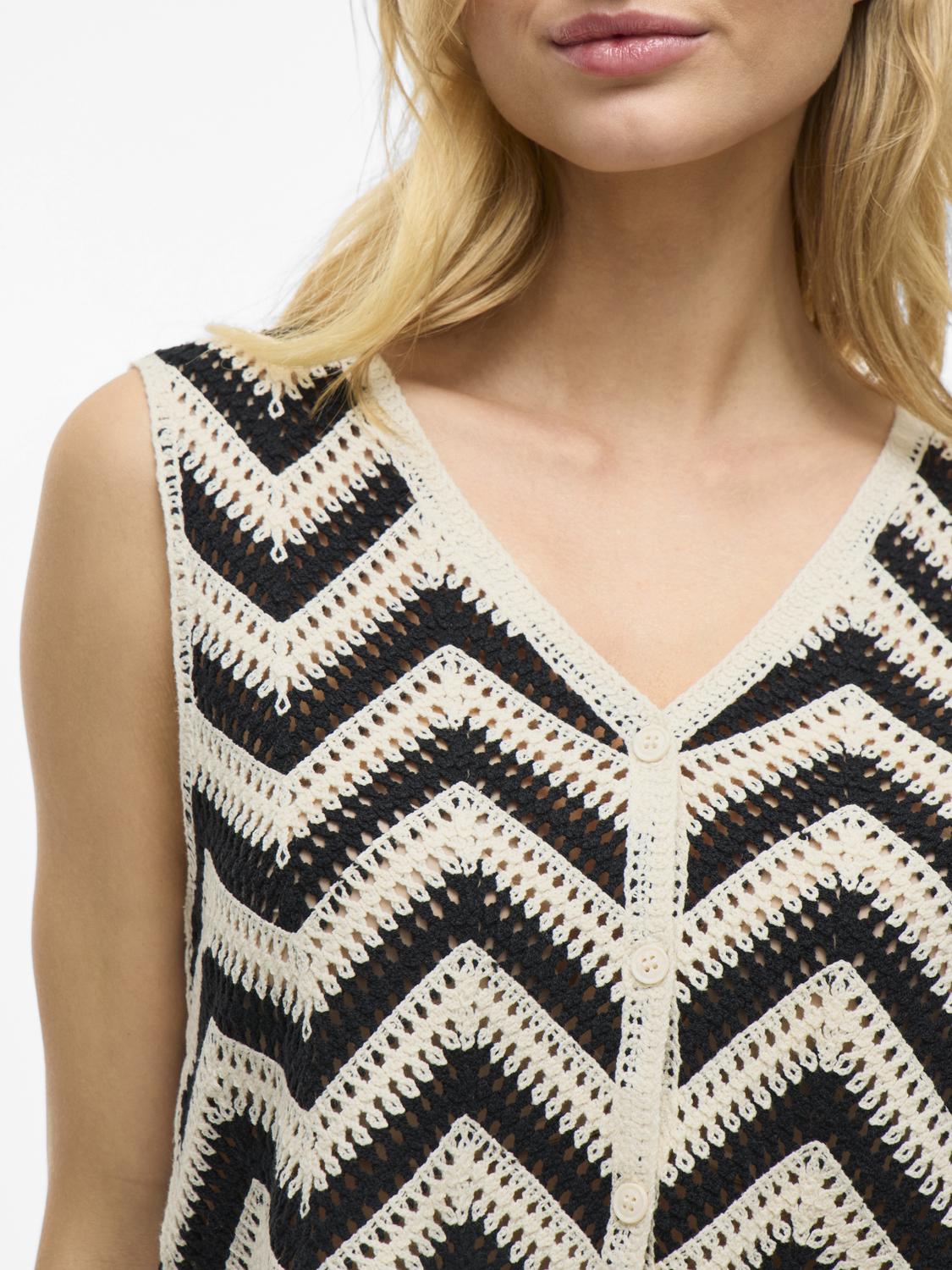 model_shot-detail