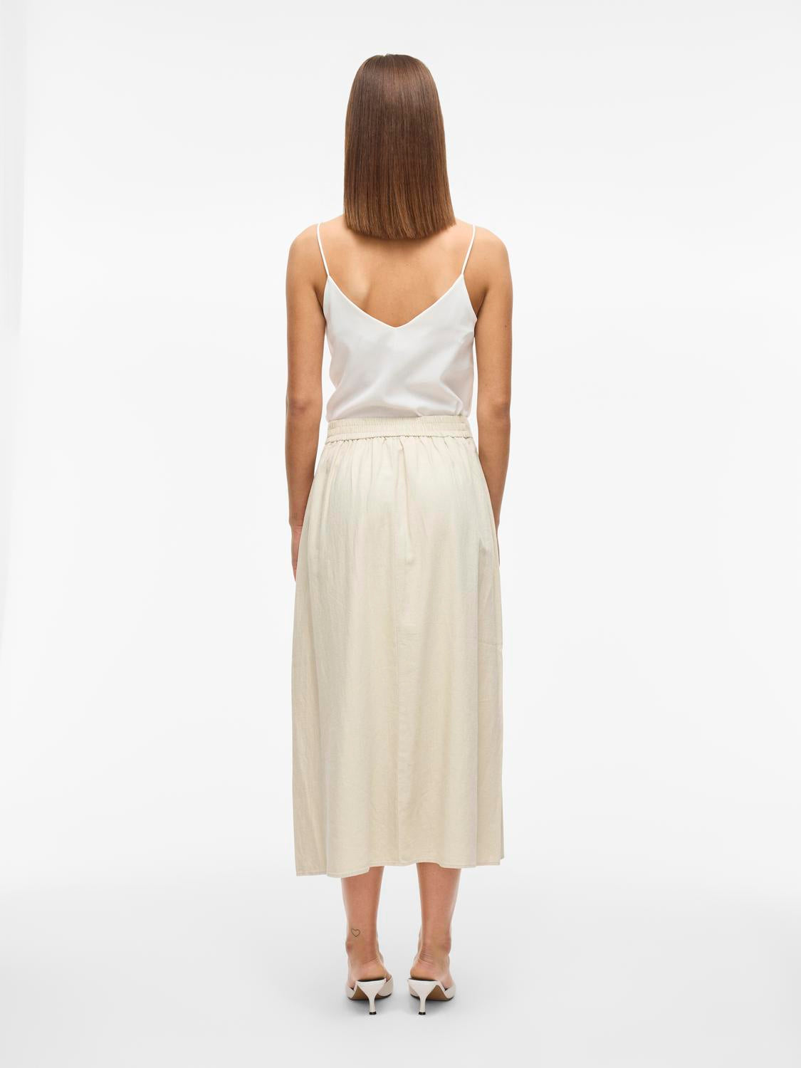 model_shot-back