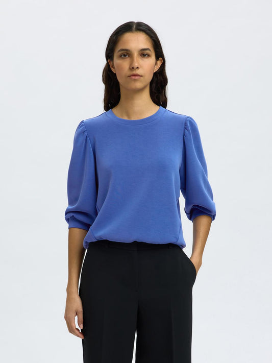 model_shot-front