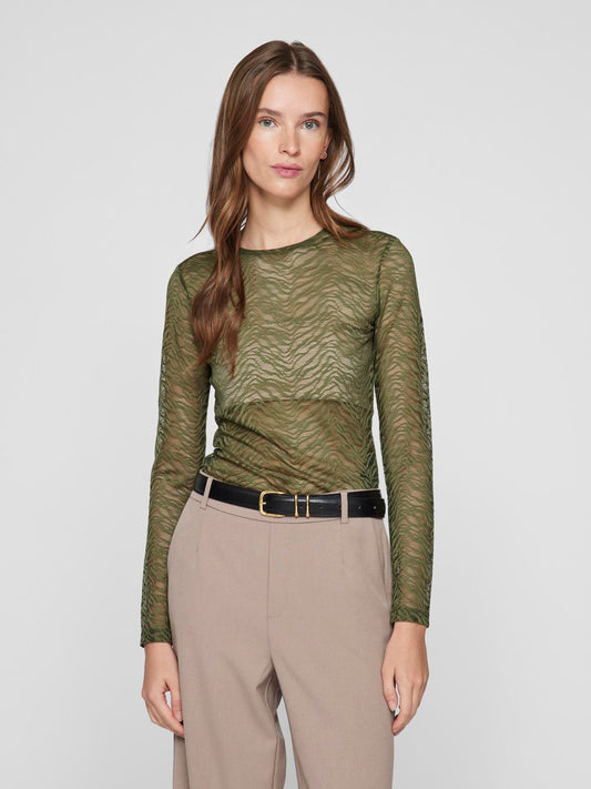 model_shot-front