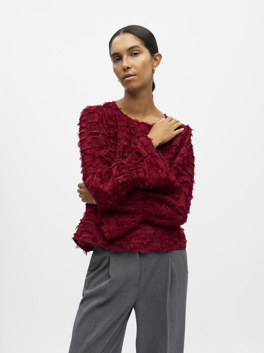 model_shot-front