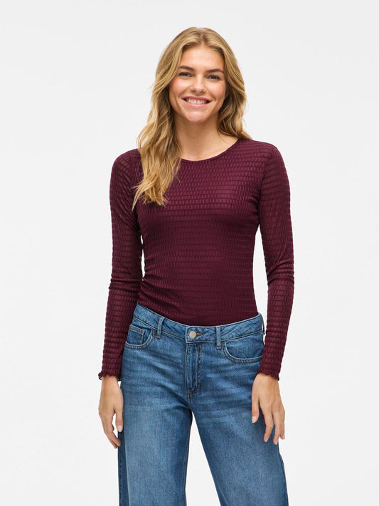 model_shot-front