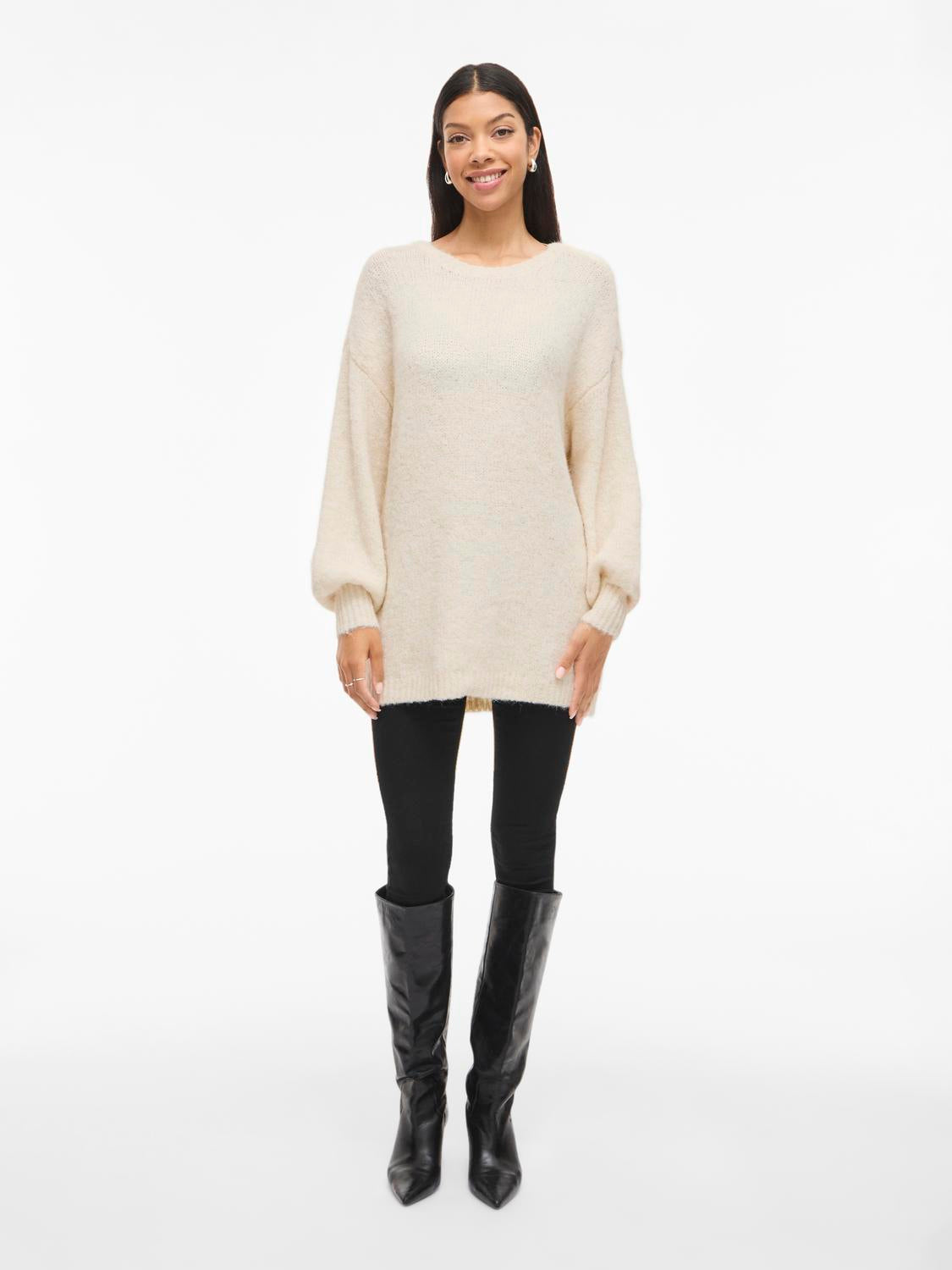 model_shot-front_full