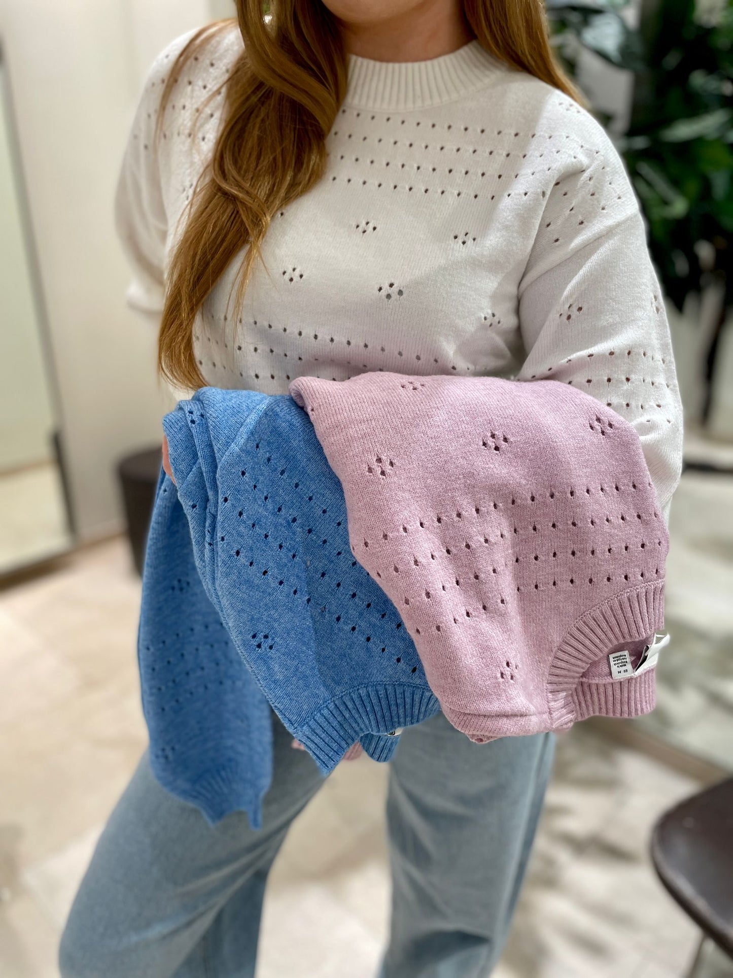 VIRIL Pullover - White Alyssum