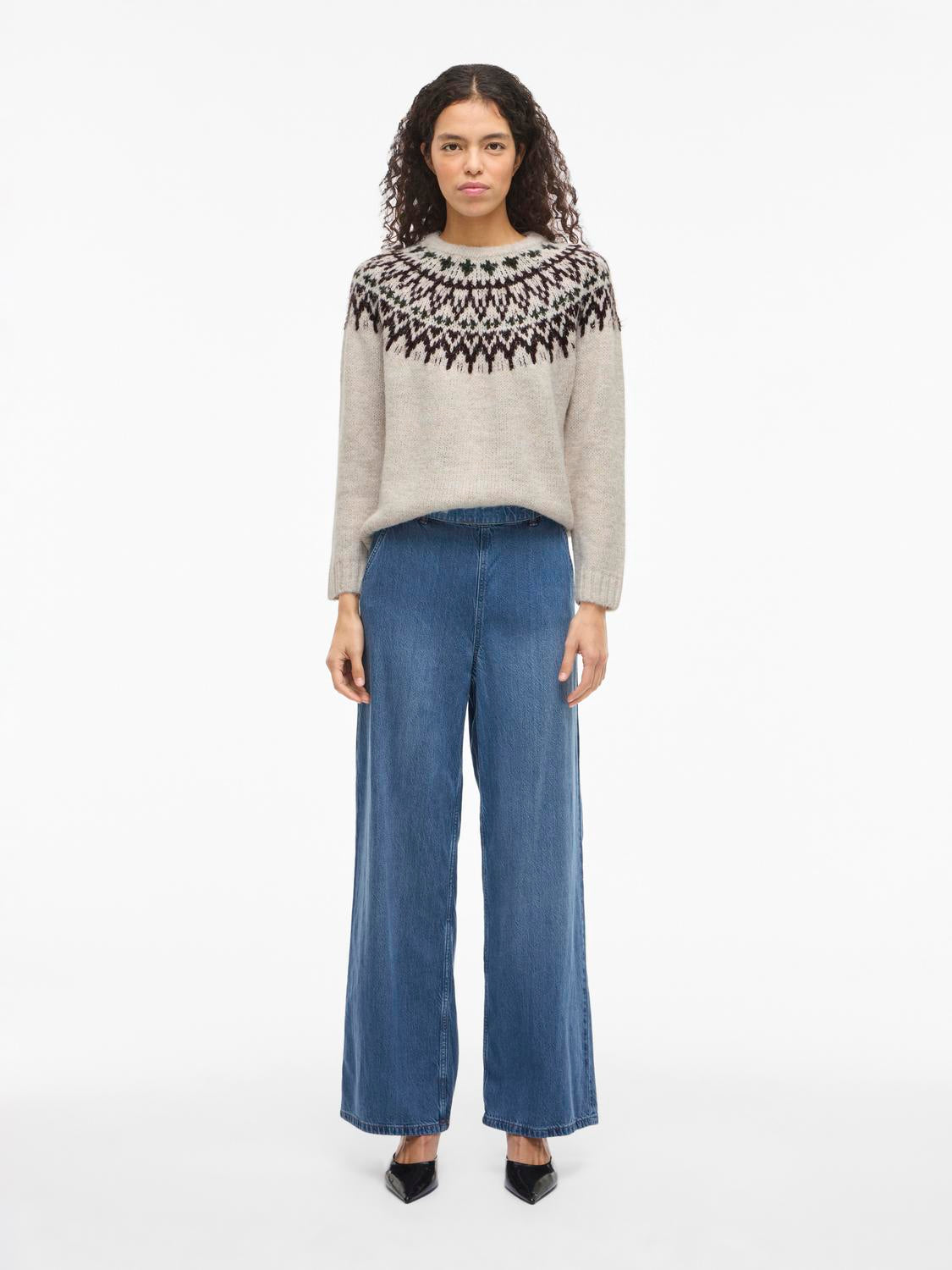 model_shot-front_full