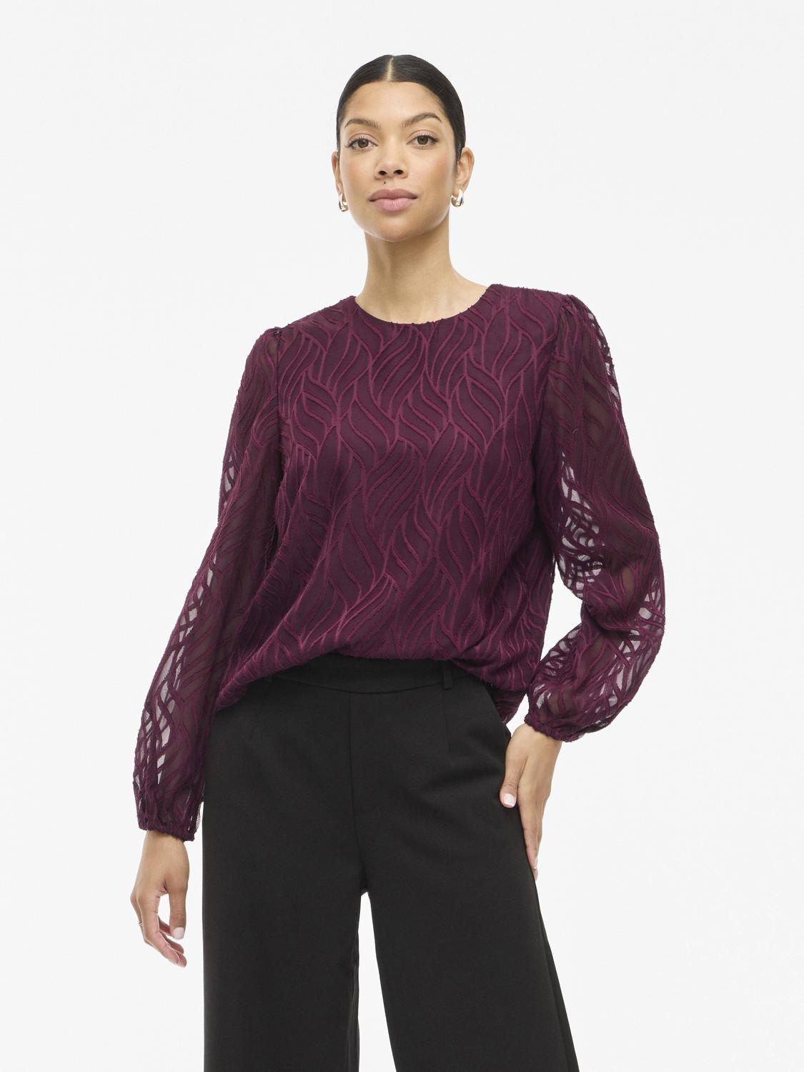 model_shot-front