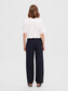 model_shot-back