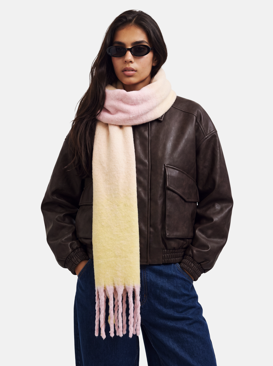 model_shot-front