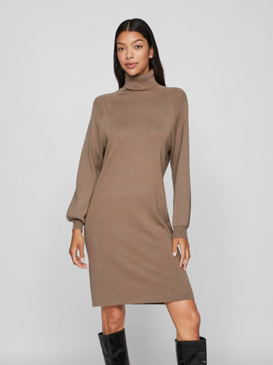 model_shot-front