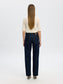 model_shot-back