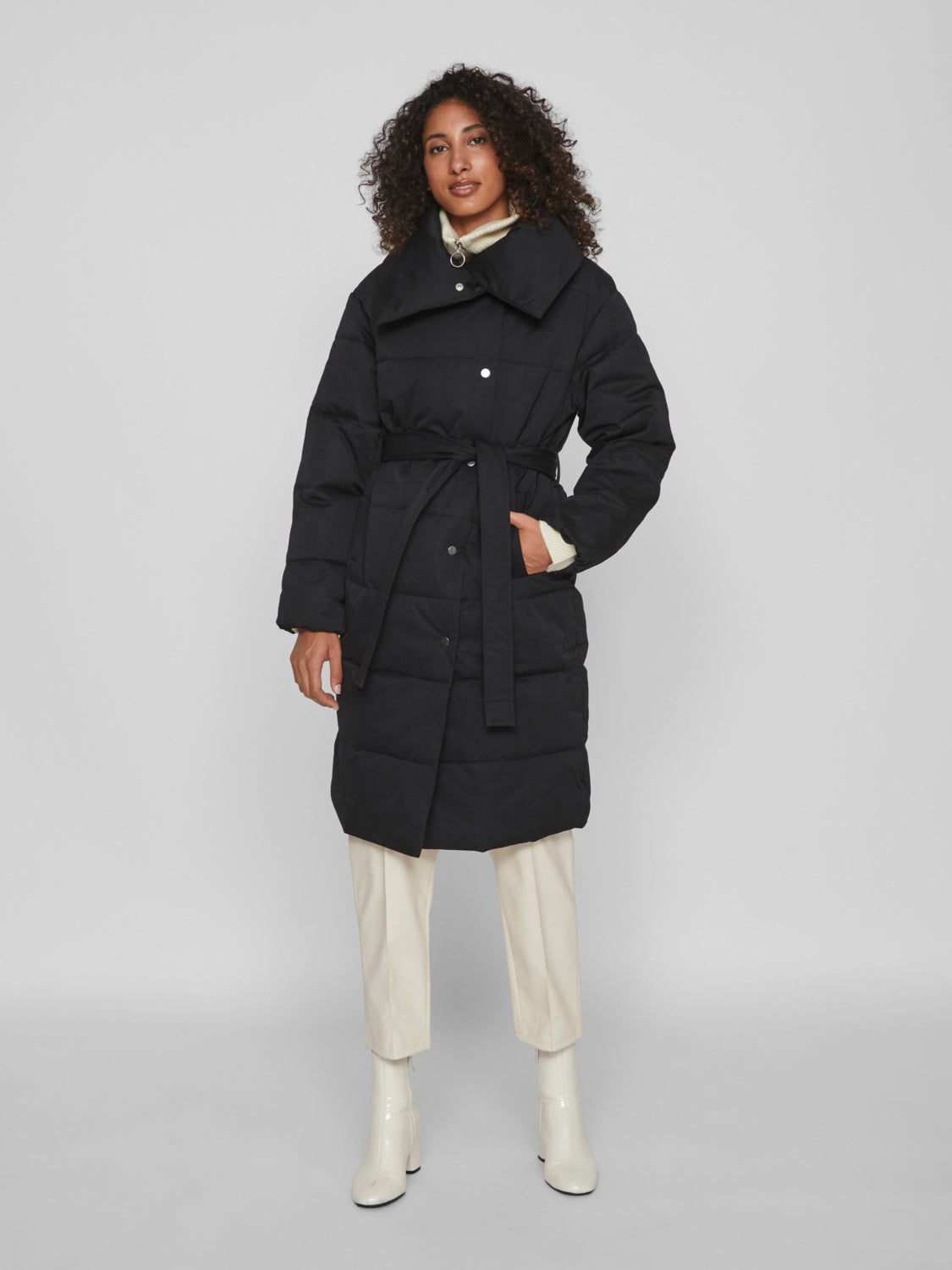 VISULITANA Coat - Black