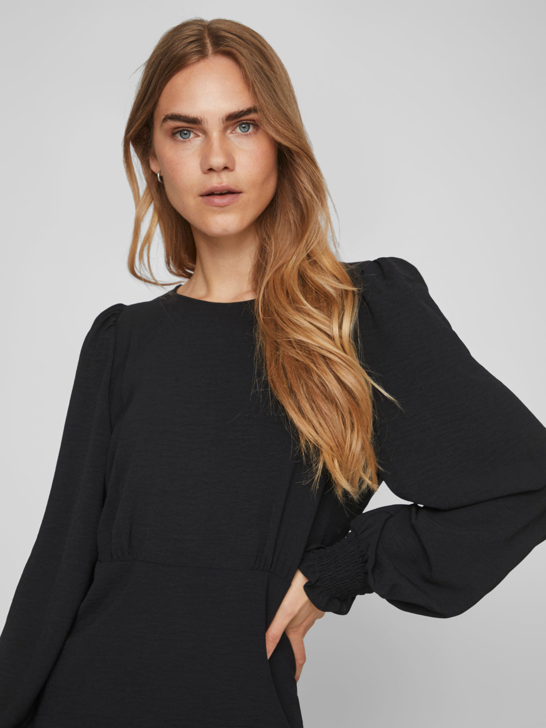 VIGAJA Dress - Black